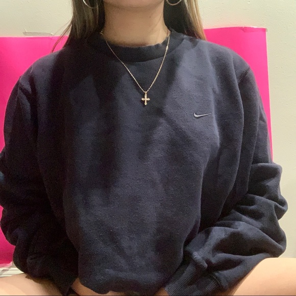 nike classic sweater